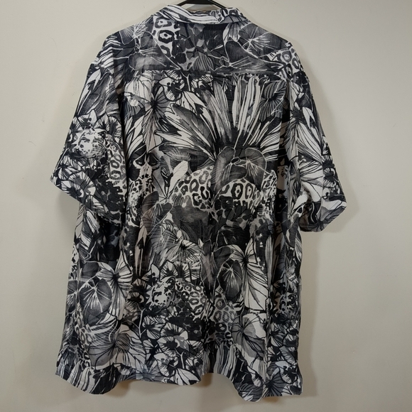 Caribbean Men's Black and White Tropical Short Sleeve Button Up Shirt, Size XXL - Picture 3 of 5